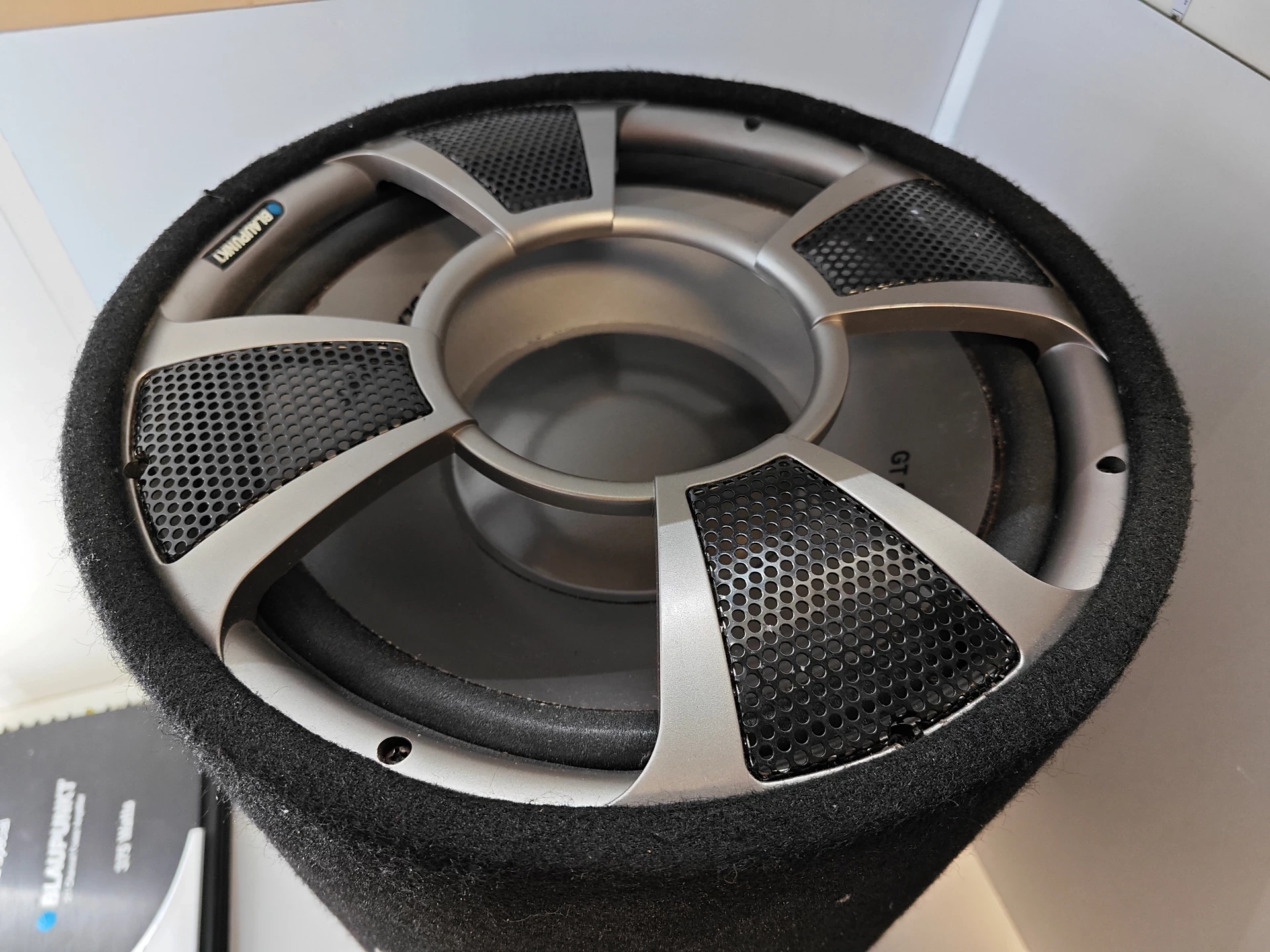 zestaw-tuba-blaupunkt-gtt-300-wzmacniacz-blaupunkt-gta-2-special-product-id-efb91d70-54ed-4447-9cdc-9de5093e1fdb