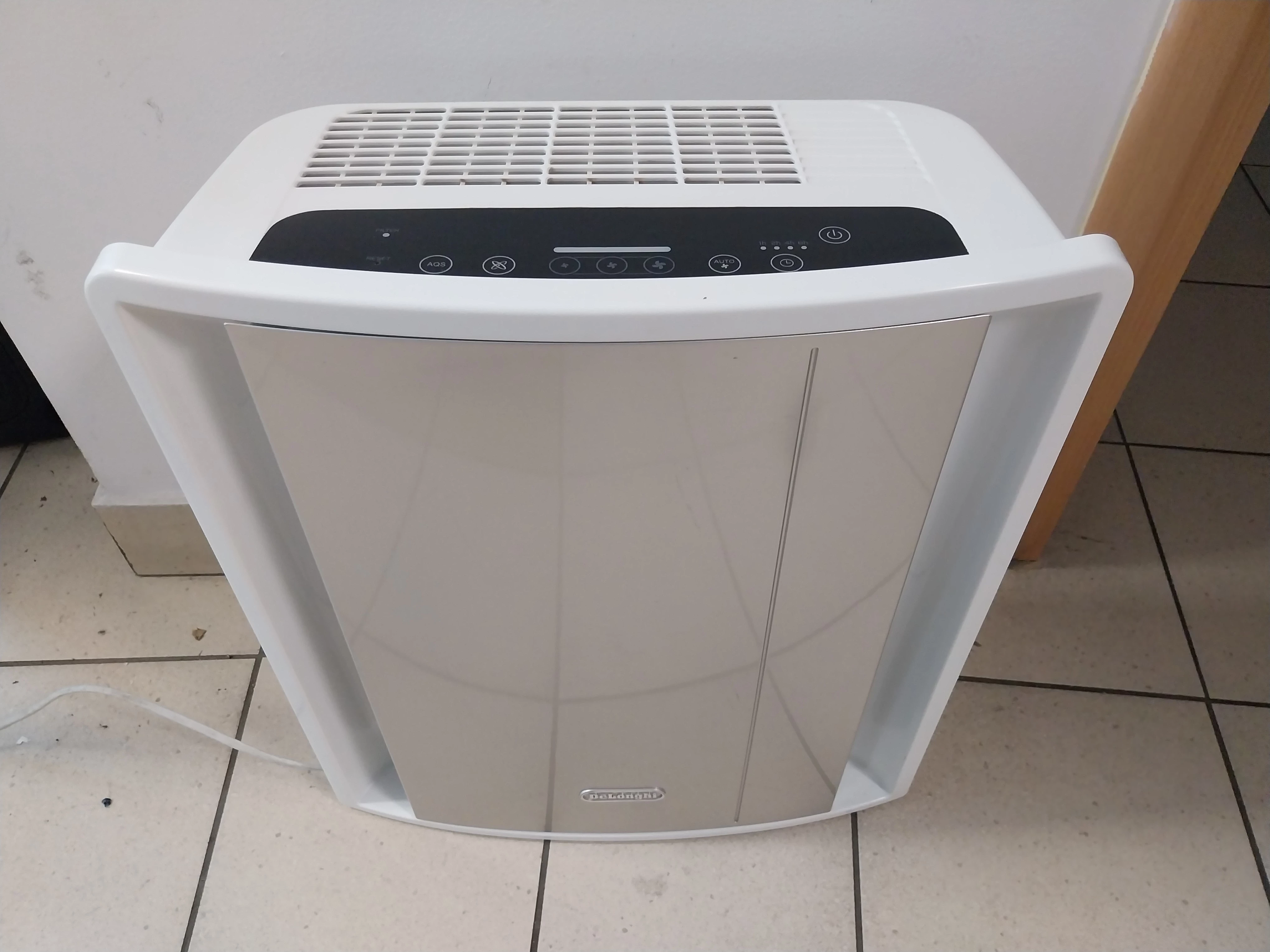 oczyszczacz-powietrza-delonghi-ac-230-2-filtry-stan-uzywany