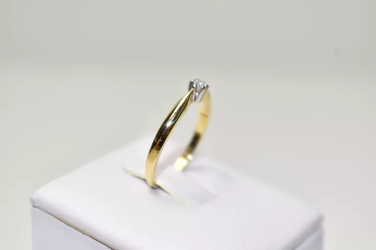 zloty-pierscionek-585-187g-r13-1x-brylant-005ct-stan-11323-2