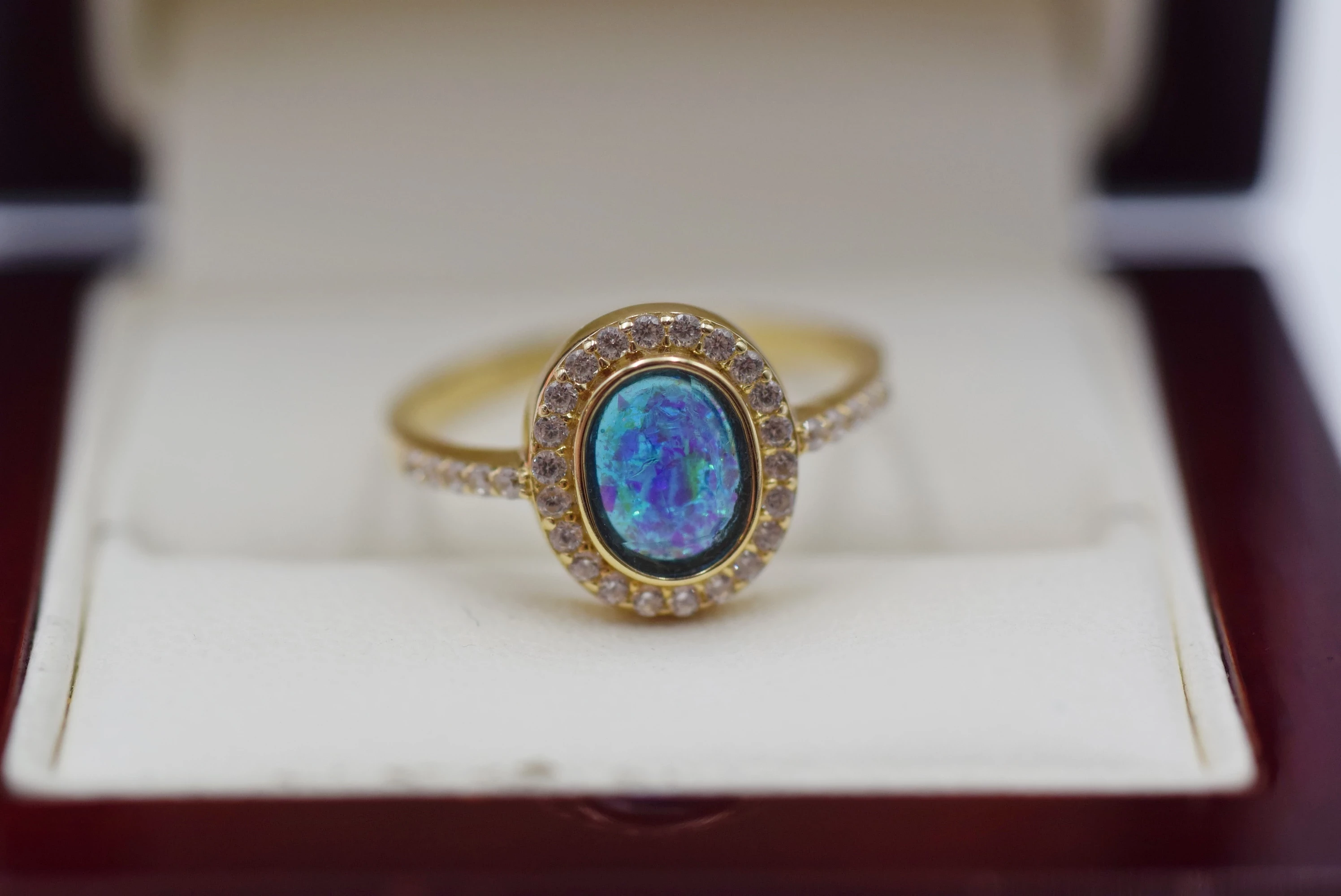 zloty-pierscionek-z-cyrkoniami-pr585-14k-r18-242g-kamien-17088-524288