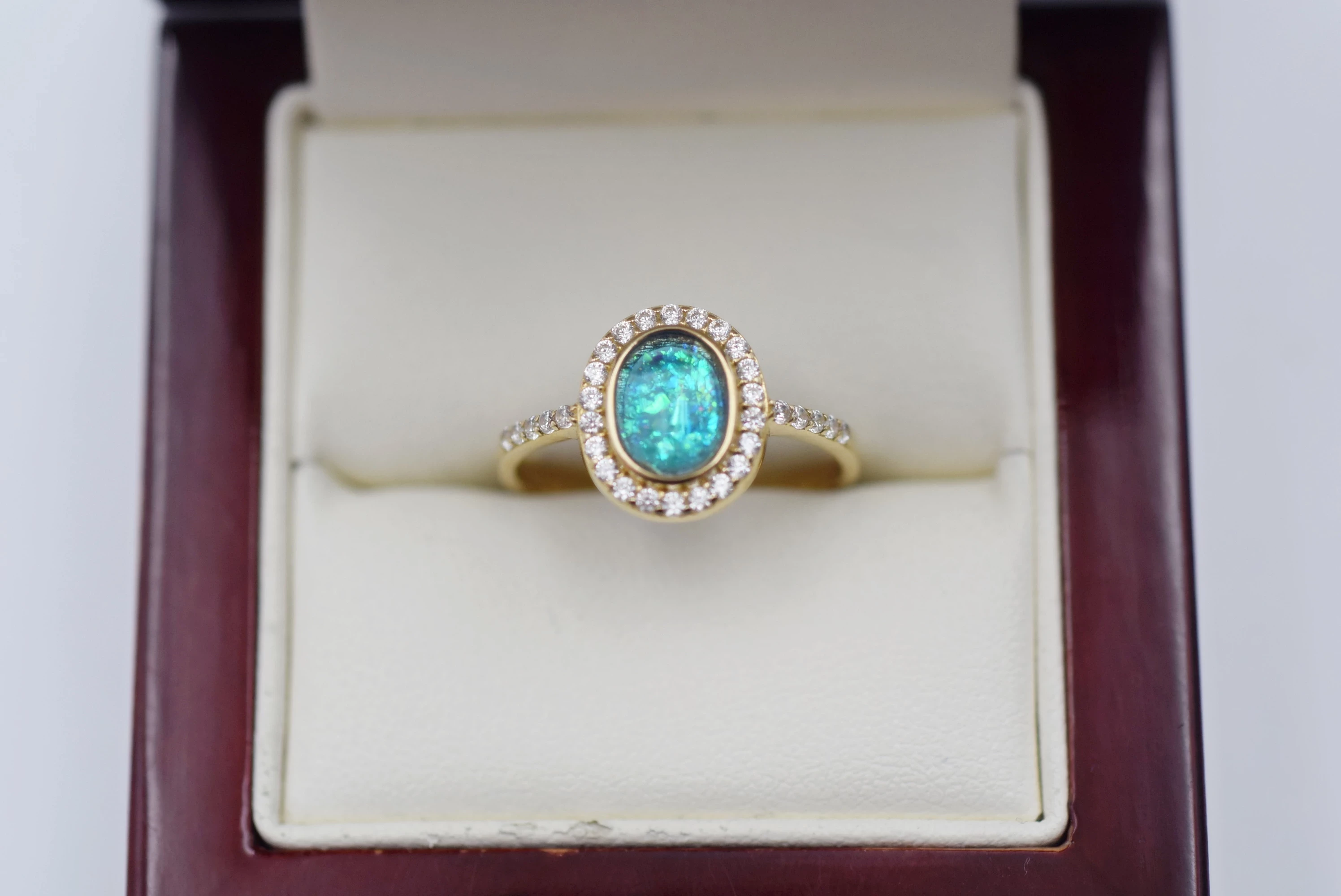 zloty-pierscionek-z-cyrkoniami-pr585-14k-r18-242g-stan-11323-2