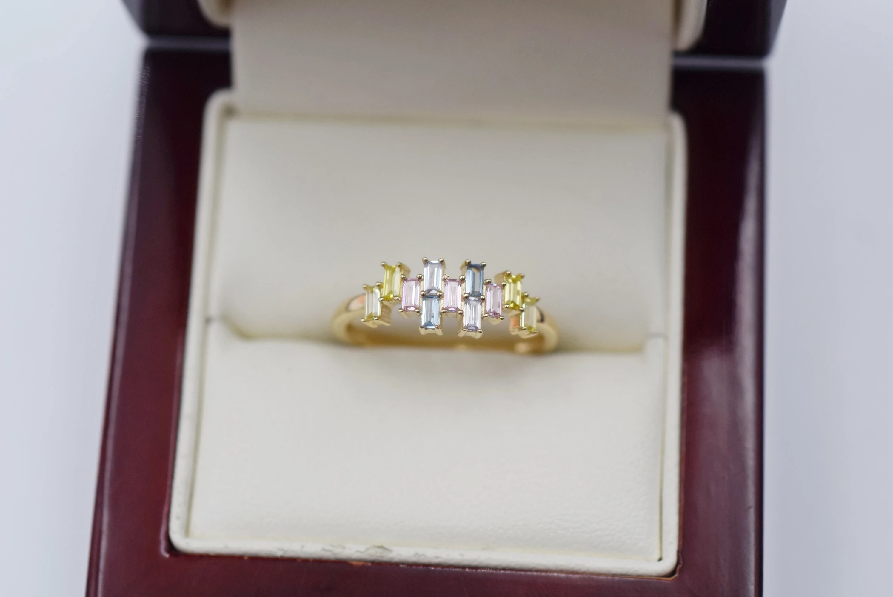 zloty-pierscionek-z-cyrkoniami-pr585-14k-r16-179g-rodzaj-2205-2