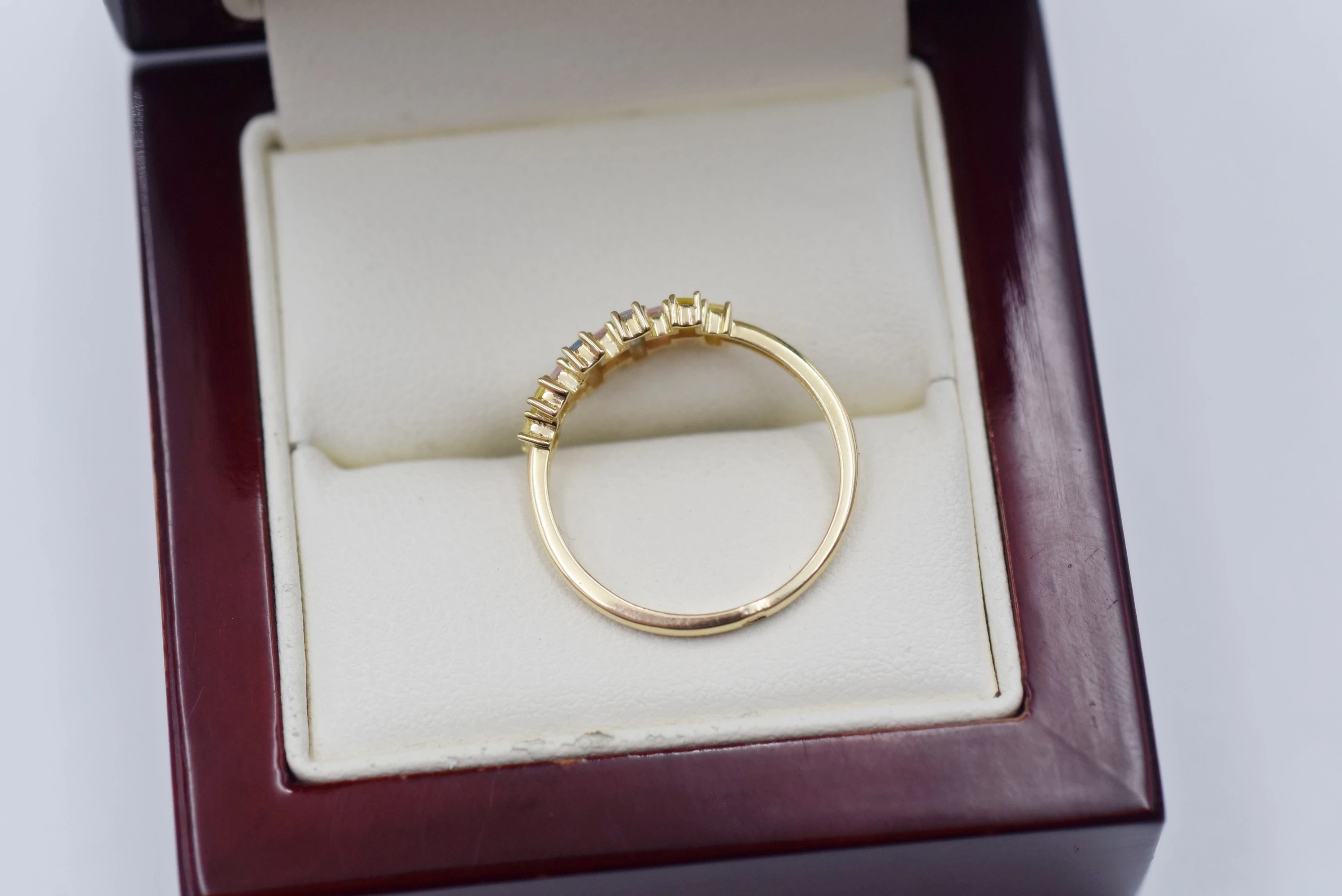 zloty-pierscionek-z-cyrkoniami-pr585-14k-r16-179g-kolor-dominujacy-205826-225106