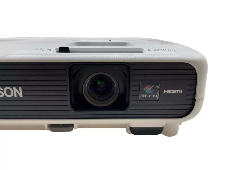 PROJEKTOR LCD EPSON EB-S04 OKAZJA WYPRZEDAŻ