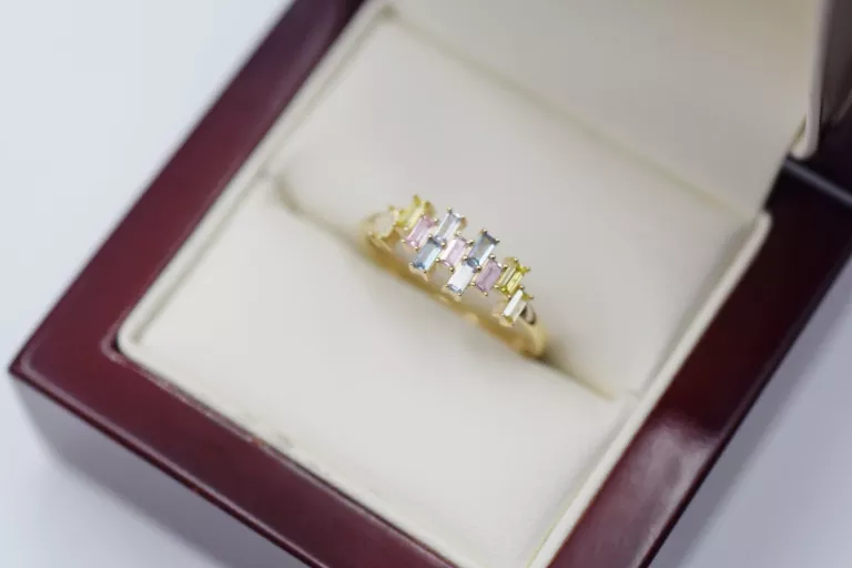 zloty-pierscionek-z-cyrkoniami-pr585-14k-r16-179g-stan-11323-2