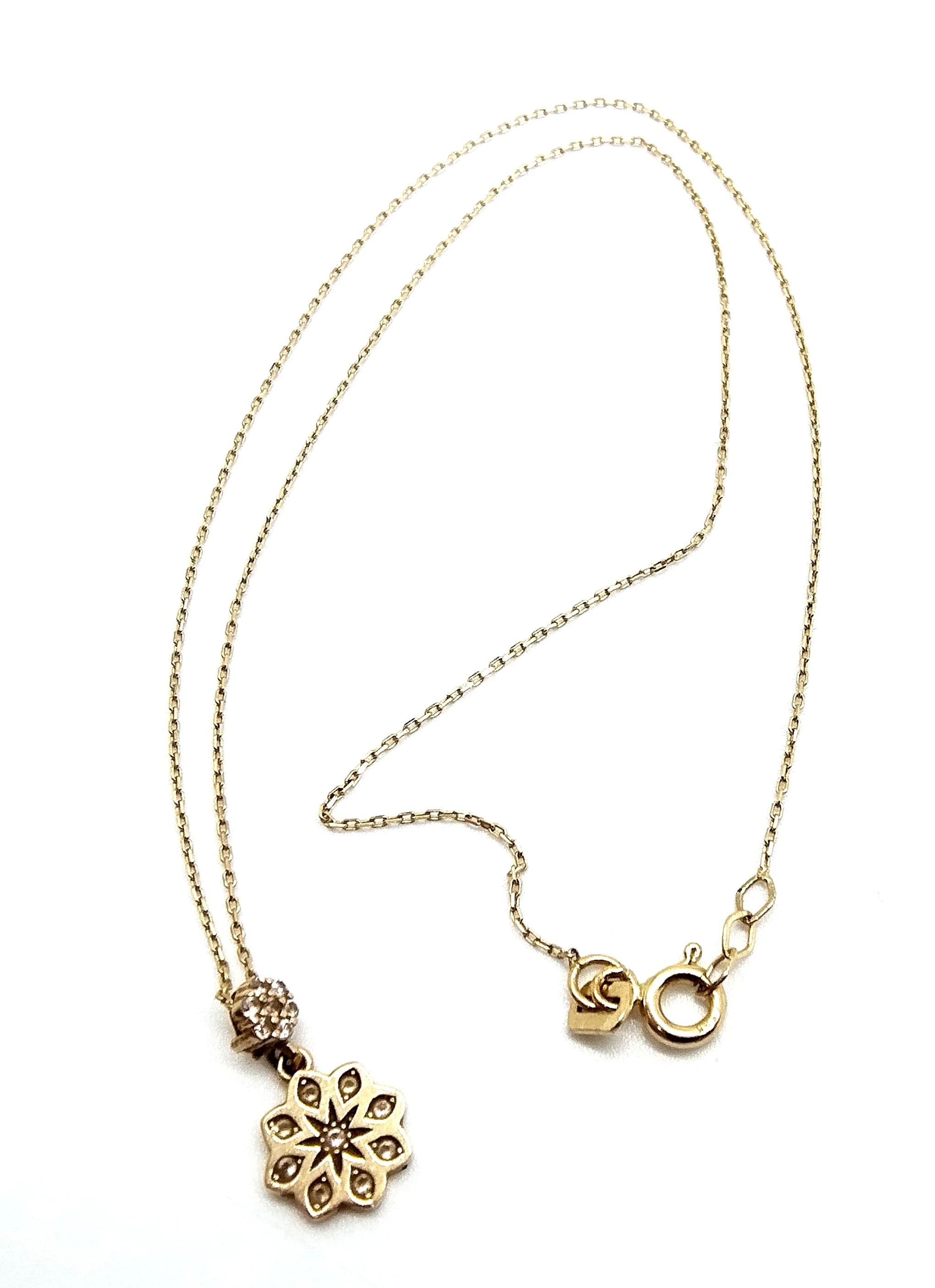 delikatny-zloty-lancuszek-z-zawieszka-585170g-material-zloto