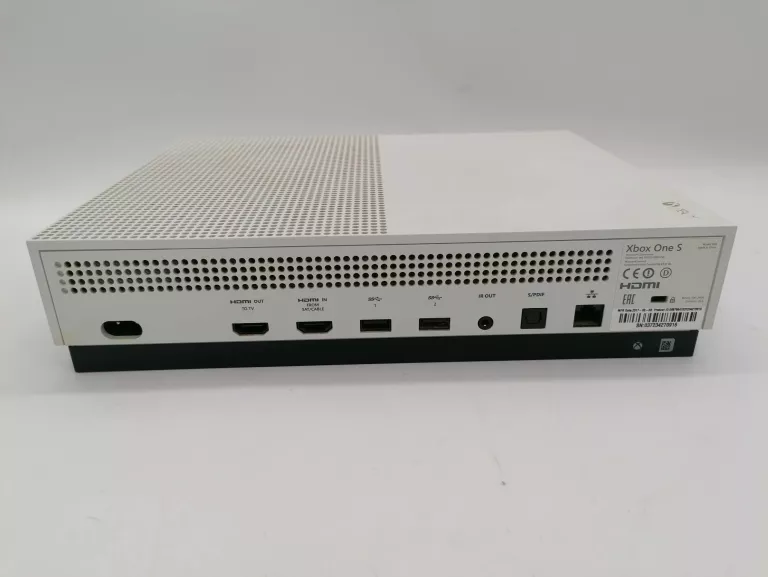 KONSOLA XBOX ONE S 1681 + PAD