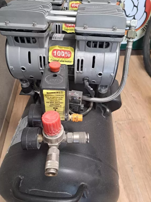 KOMPRESOR BEZOLEJOWY BARRACUDA SLSG-100L