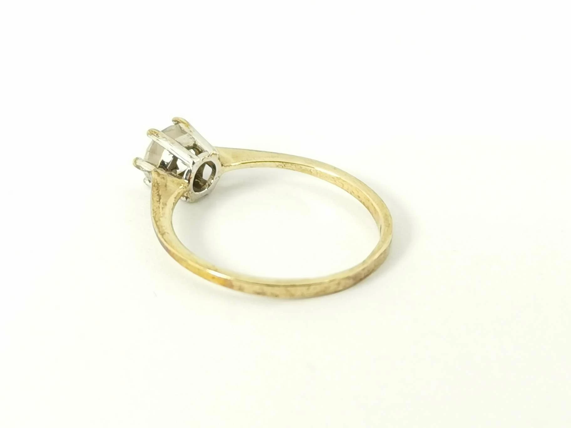 piekny-zloty-pierscionek-333-107-stan-uzywany