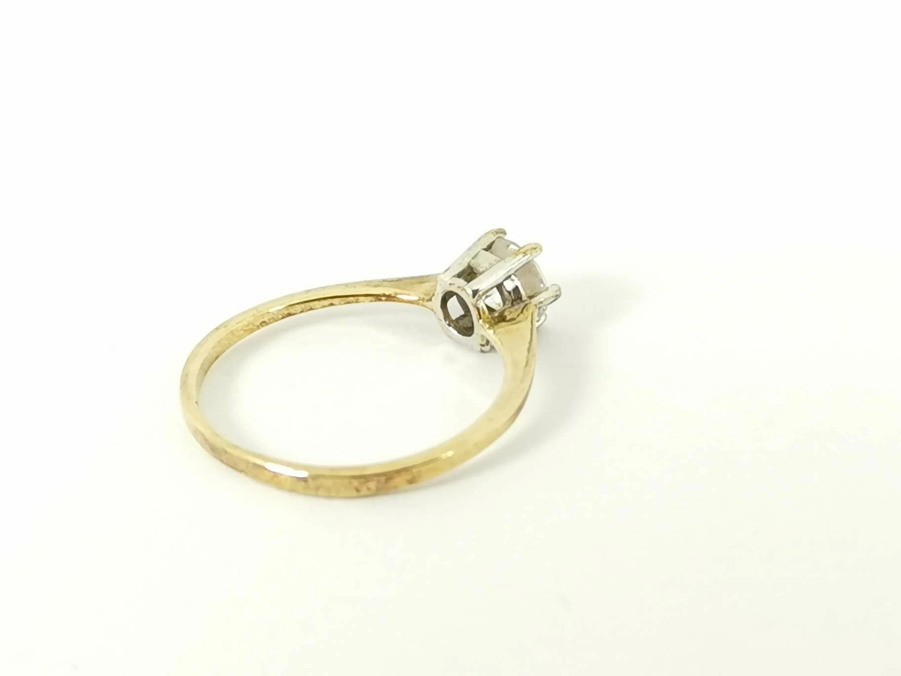 piekny-zloty-pierscionek-333-107-marka-bez-marki