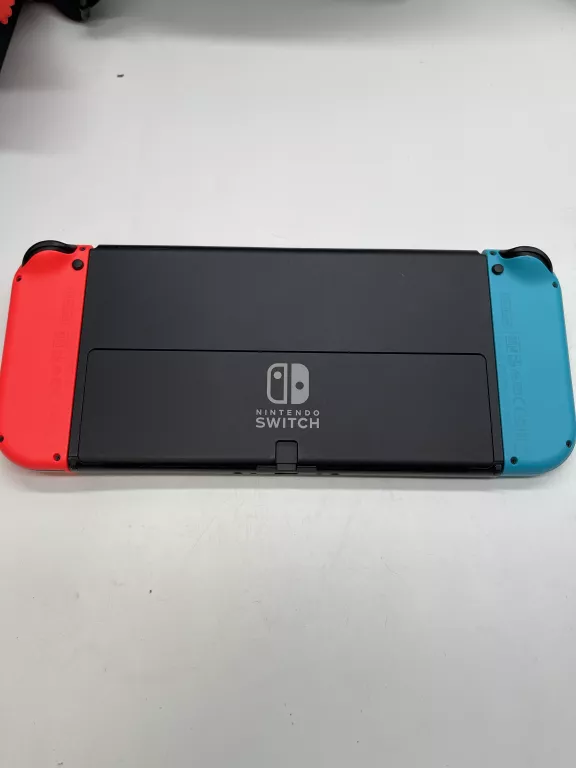 KONSOLA NINTENDO SWITCH OLED + TORBA HAG-001
