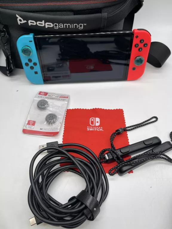 KONSOLA NINTENDO SWITCH OLED + TORBA HAG-001