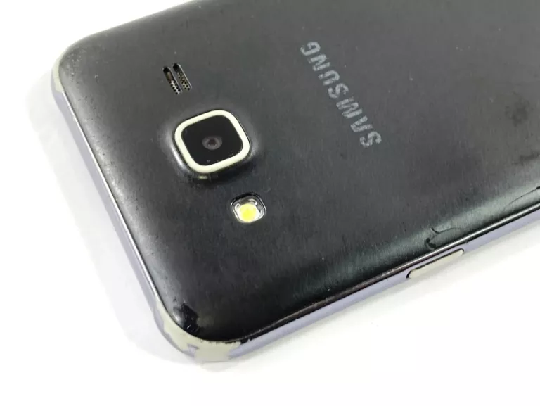 SMARTFON SAMSUNG GALAXY J5 2015 (SM-J500FN) - 1,5 GB / 8 GB