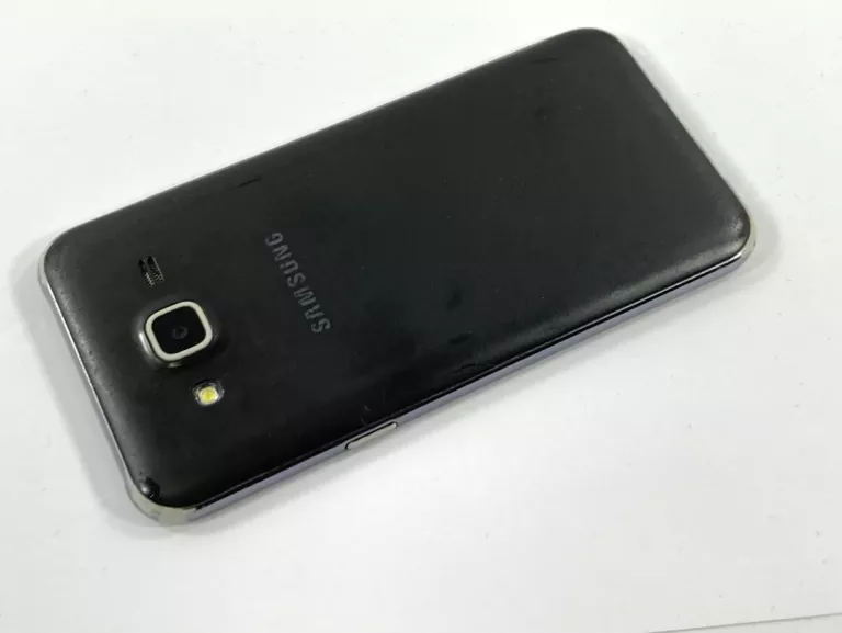 SMARTFON SAMSUNG GALAXY J5 2015 (SM-J500FN) - 1,5 GB / 8 GB