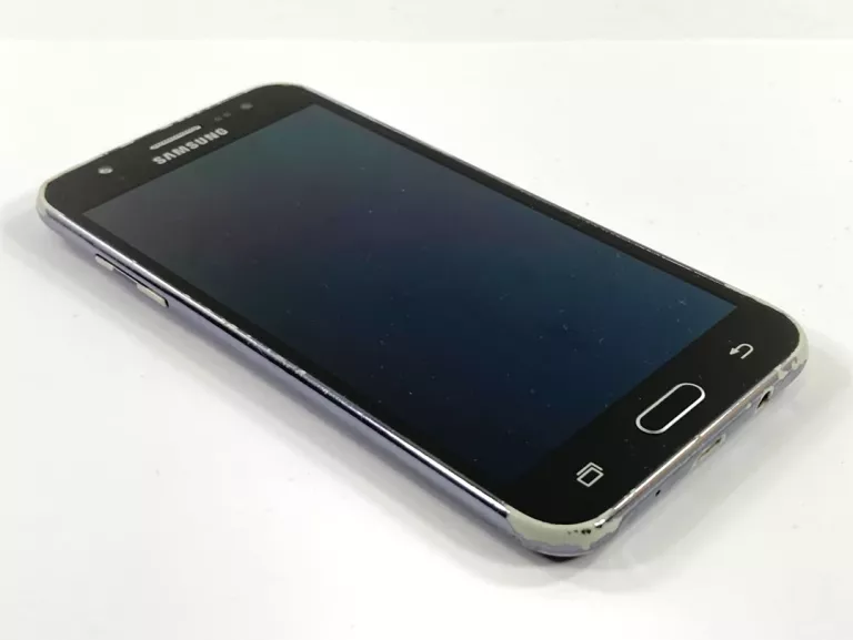 SMARTFON SAMSUNG GALAXY J5 2015 (SM-J500FN) - 1,5 GB / 8 GB
