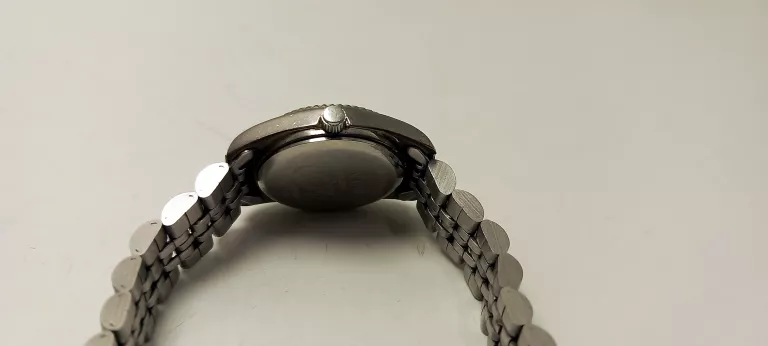 ZEGAREK DAMSKI AVON NA SR626SW