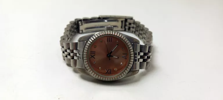 zegarek-damski-avon-na-sr626sw-ksztalt-koperty-okragla