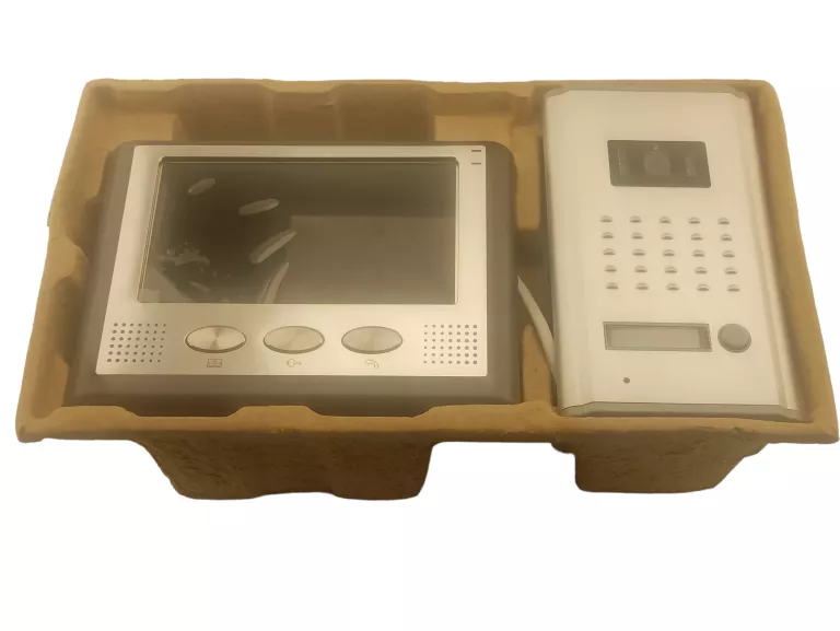 KOMPLETNY WIDEODOMOFON CMI 212876 7 CALI