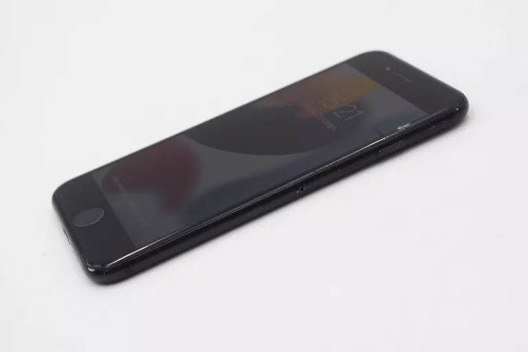 telefon-apple-iphone-7-32gb-98-kondycja-baterii-typ-smartfon