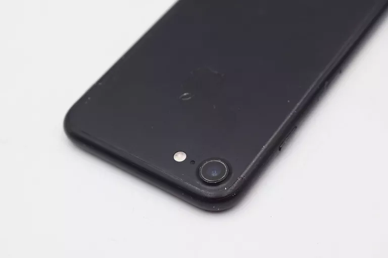 telefon-apple-iphone-7-32gb-98-kondycja-baterii-kolor-srebrny