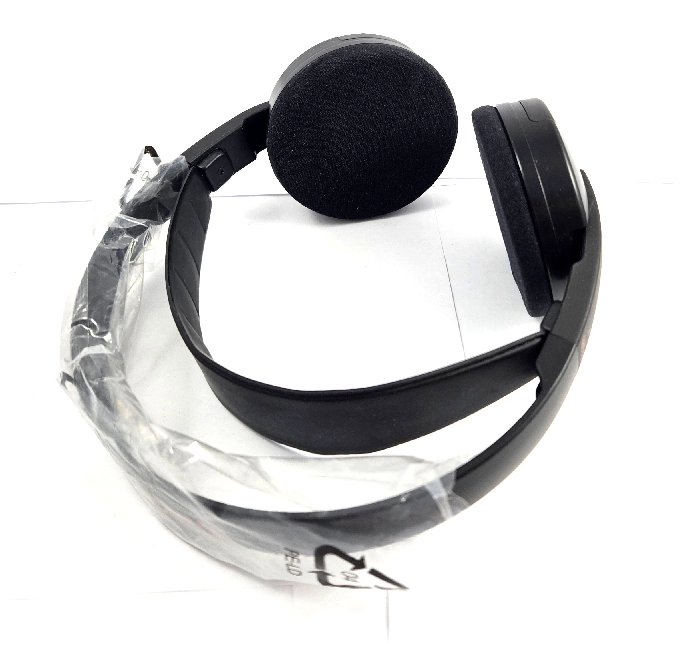 sluchawki-wokoluszne-sennheiser-is-380-waga-produktu-14000