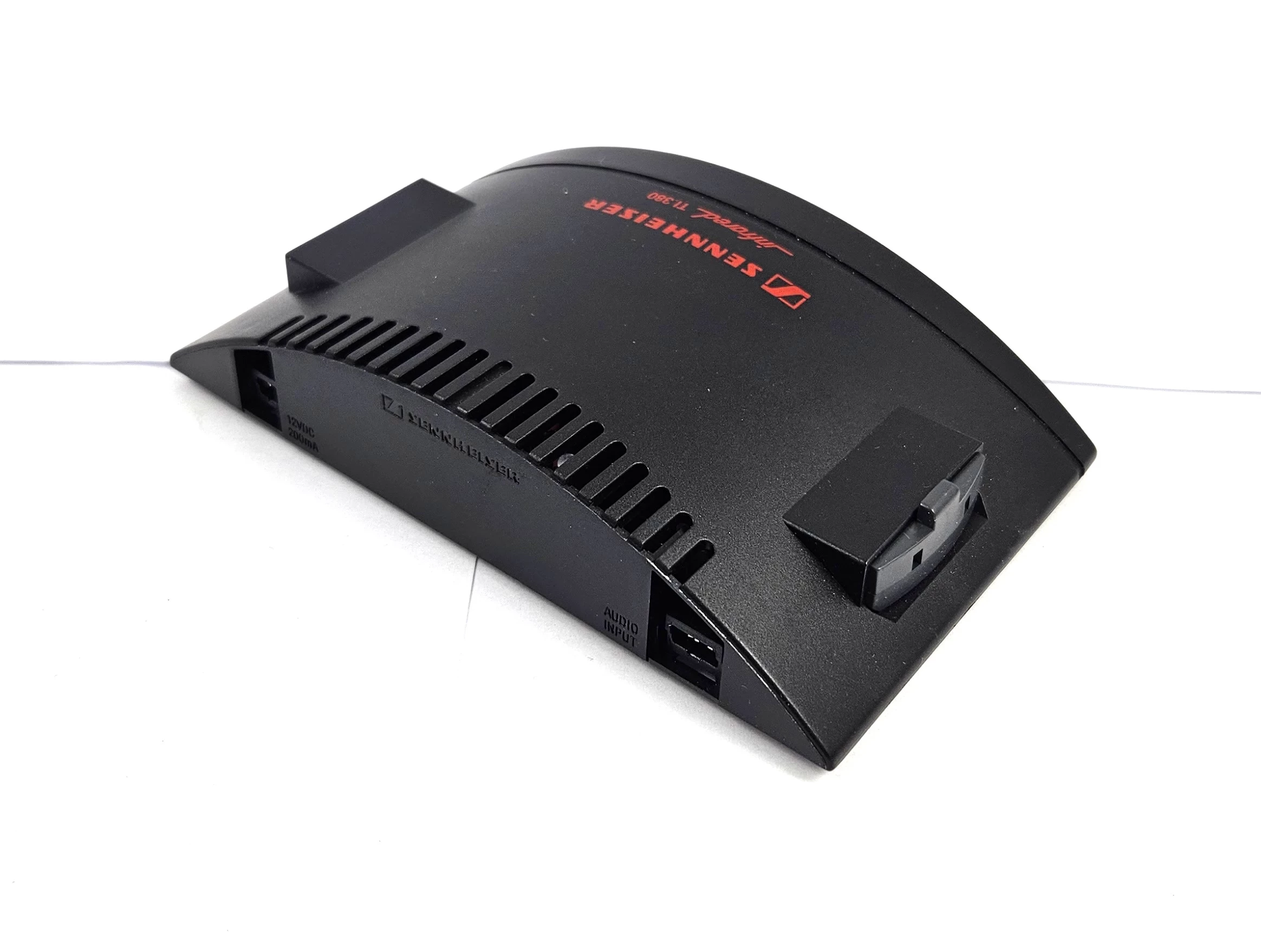 sluchawki-wokoluszne-sennheiser-is-380-marka-203745-217889