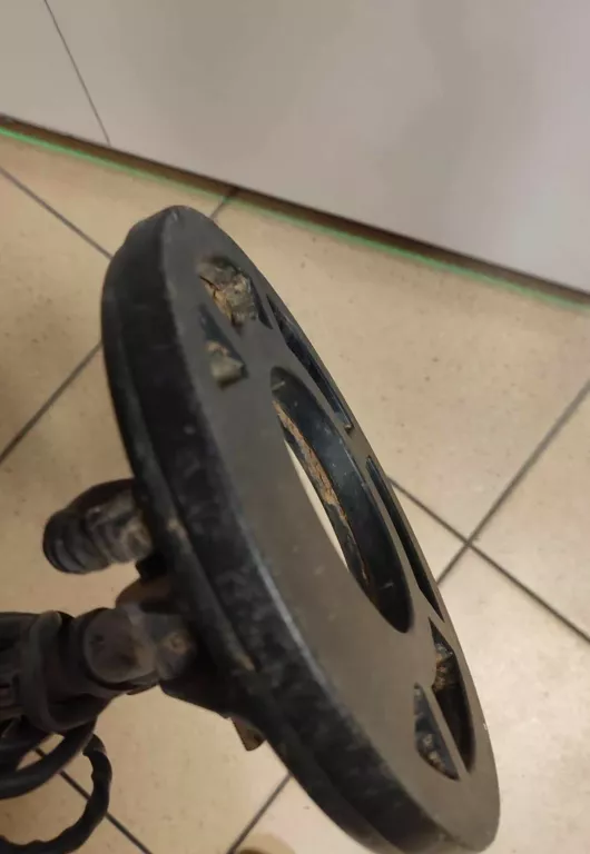WYKRYWACZ METALI DETEKTOR FISHER CZ-3D