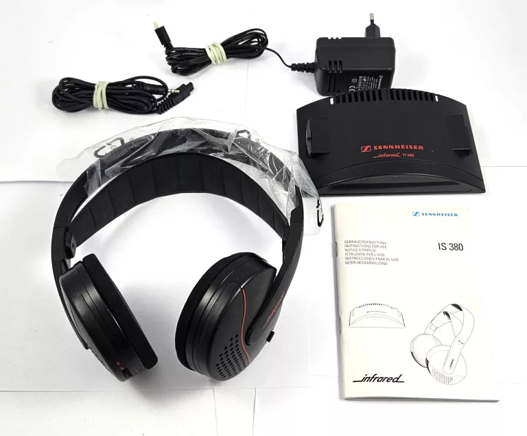SŁUCHAWKI WOKÓŁUSZNE SENNHEISER IS 380
