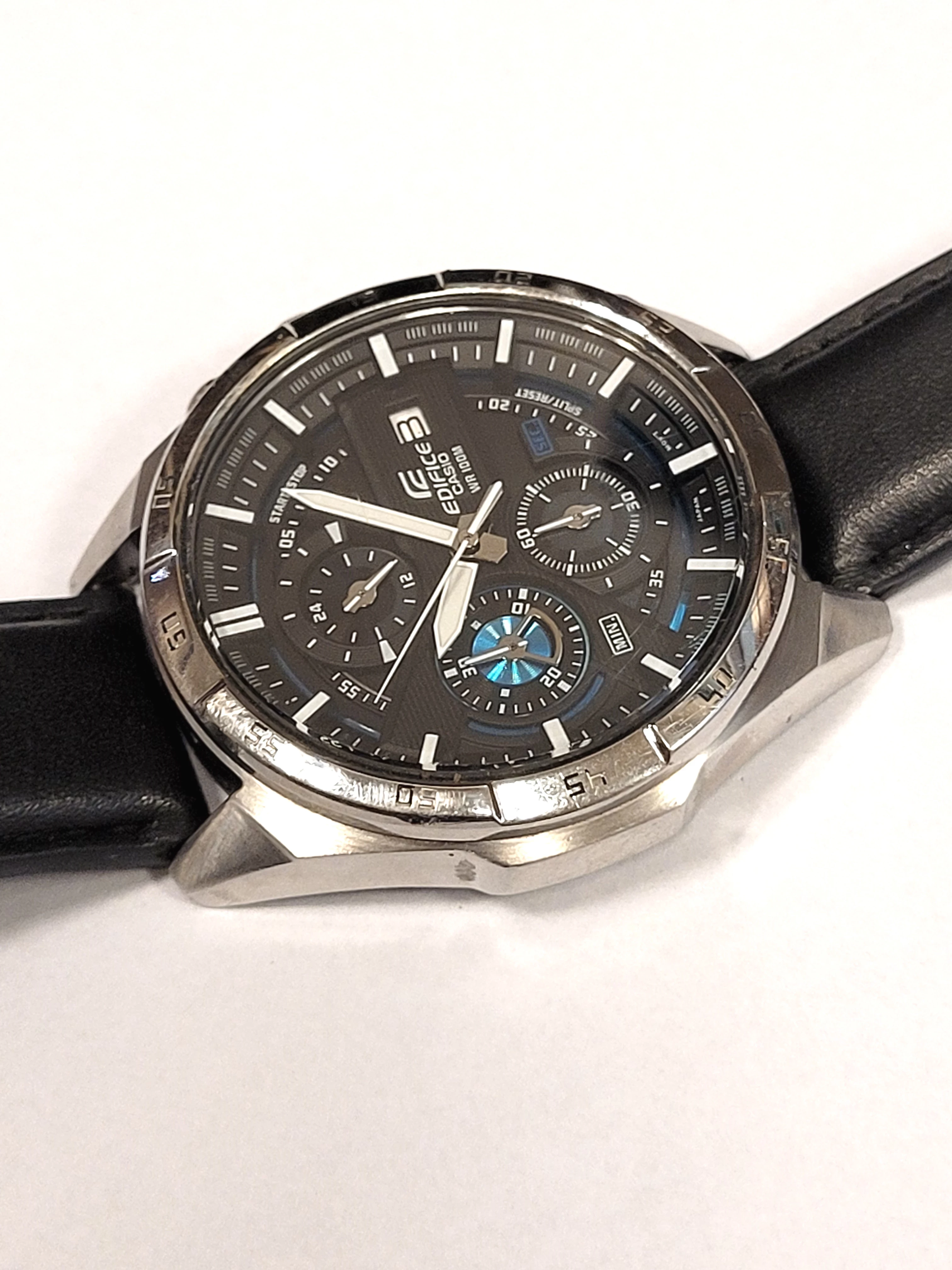 casio-efr-556-szkielko-mineralne