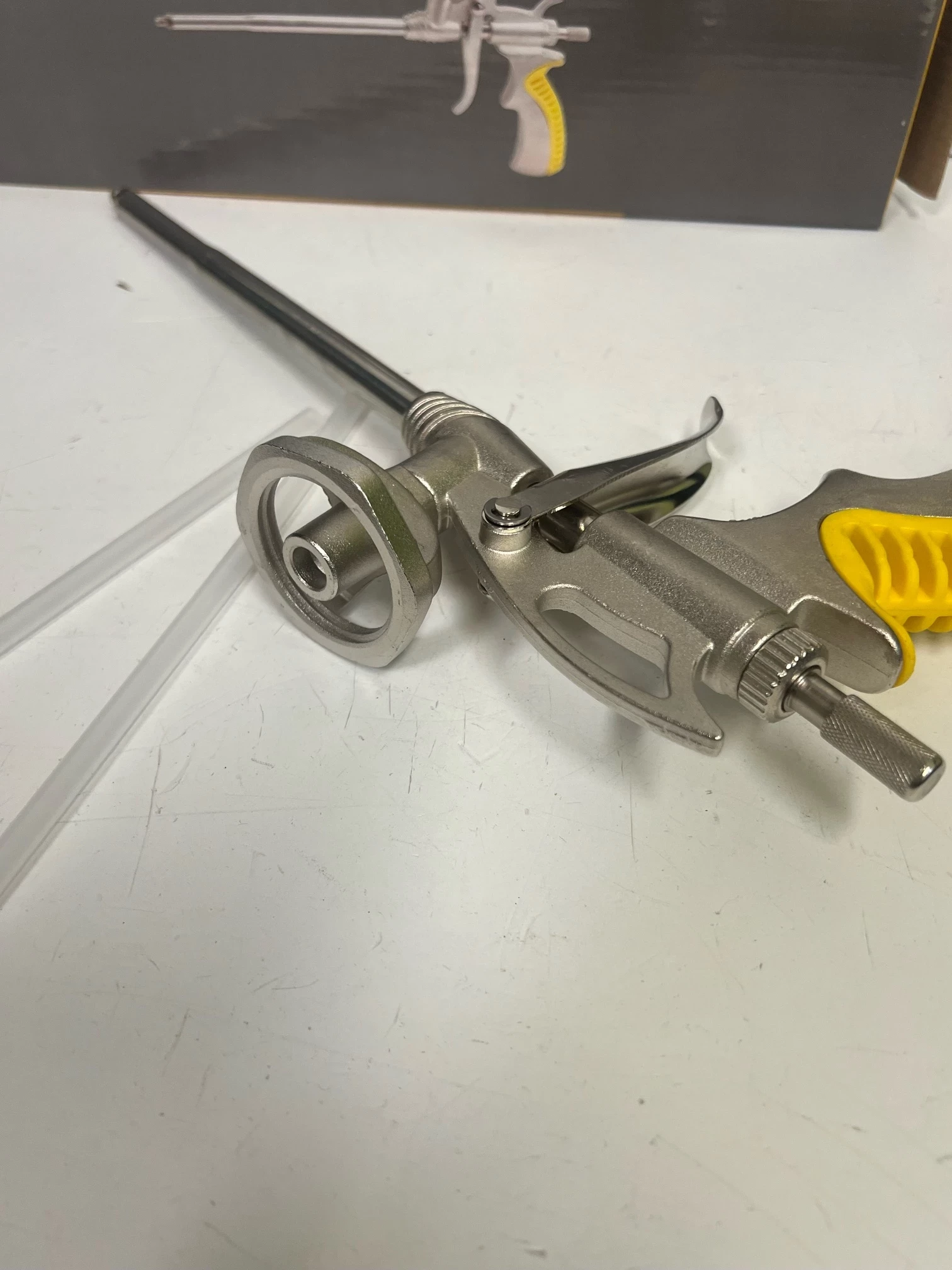 pistolet-do-pianki-montazowej-diall-tanio-product-id-3168437d-4a38-4a89-9d7a-11c81b35209f