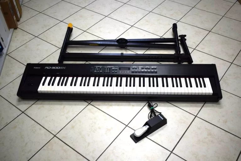 PIANINO CYFROWE ROLAND RD-300 GX STATYW SPRAWNY