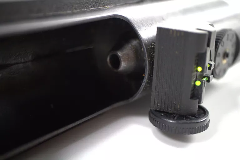 wiatrowka-sprezynowa-kandar-wf600p-kaliber-45-mm-lufa-gwintowana-kaliber-45