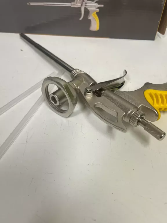 pistolet-do-pianki-montazowej-diall-tanio-product-id-3168437d-4a38-4a89-9d7a-11c81b35209f