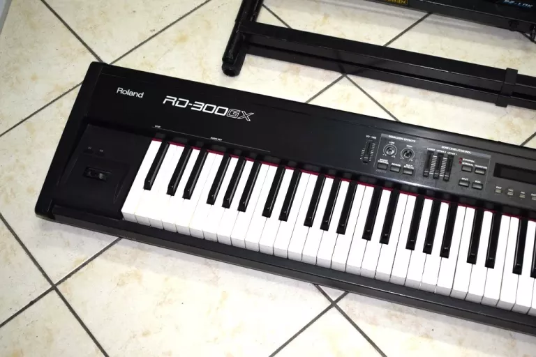 PIANINO CYFROWE ROLAND RD-300 GX STATYW SPRAWNY