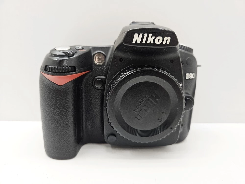 aparat-cyfrowy-nikon-d90-body-marka-nikon