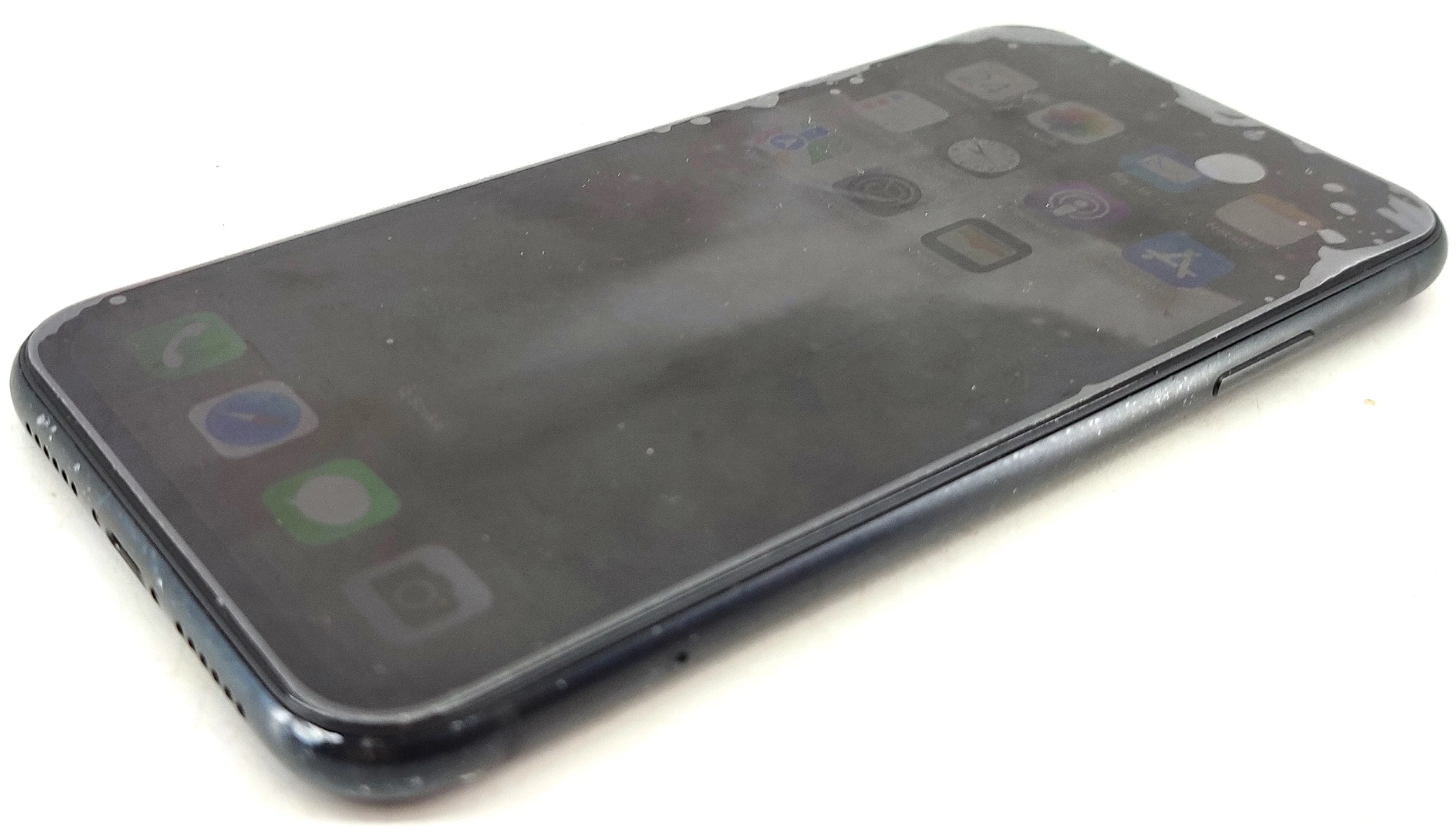 telefon-iphone-xr-kod-producenta-mry42pma