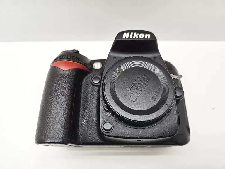 aparat-cyfrowy-nikon-d90-body-ean-gtin-0018208915705
