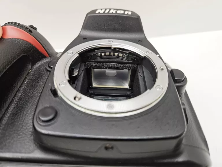 aparat-cyfrowy-nikon-d90-body-model-d90