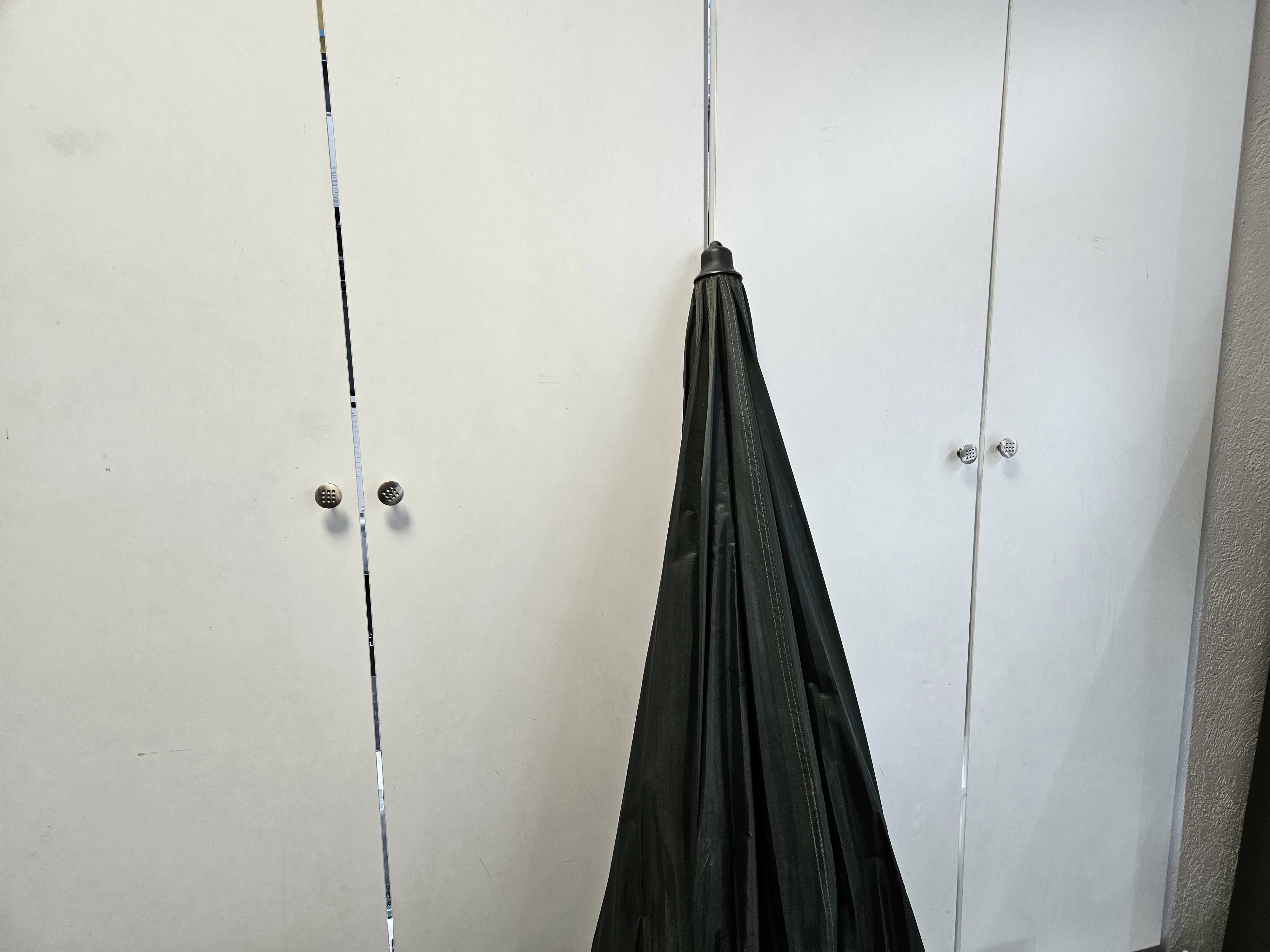 parasol-anaconda-solid-nubrolly-300-product-id-bbd29882-2491-45bb-aeb3-31ee73add506