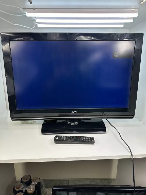 TELEWIZOR JVC LT-32A90BU 32"