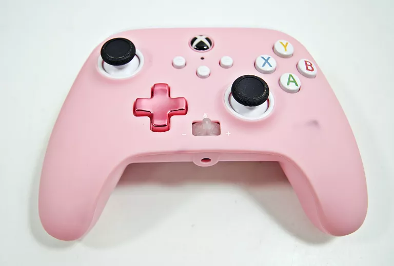 pad-power-a-przewodowy-xbox-onexbox-xs-rozowy-ean-gtin-617885024887