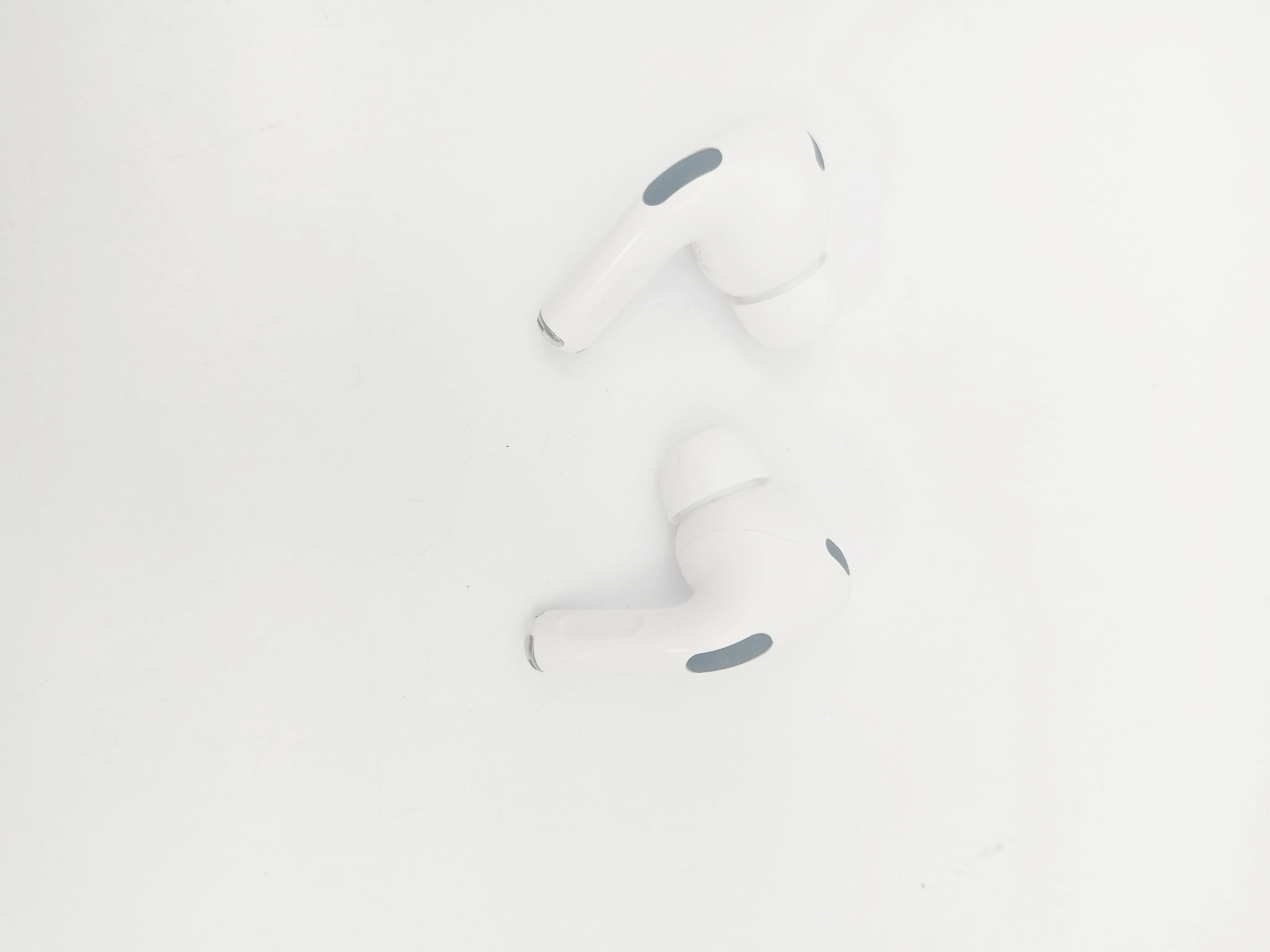 airpods-pro-2nd-gen-trzeszcza-stan-11323-238062