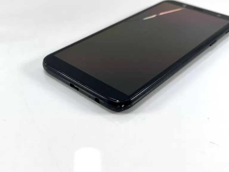 TELEFON SAMSUNG GALAXY A6 3GB/32GB CZARNY
