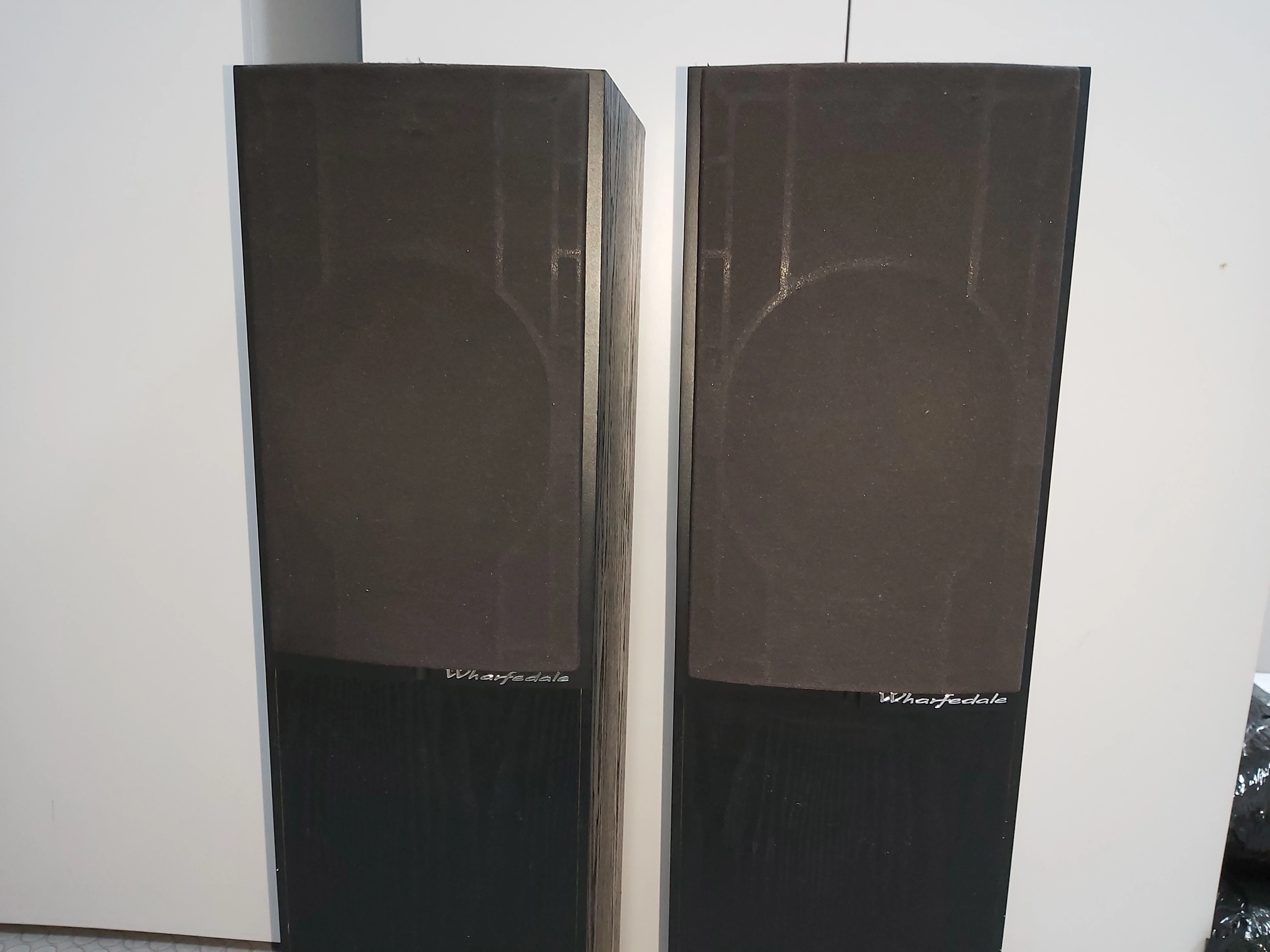 kolumny-podlogowe-wharfedale-diamond-83-2-szt-okazja-marka-wharfedale