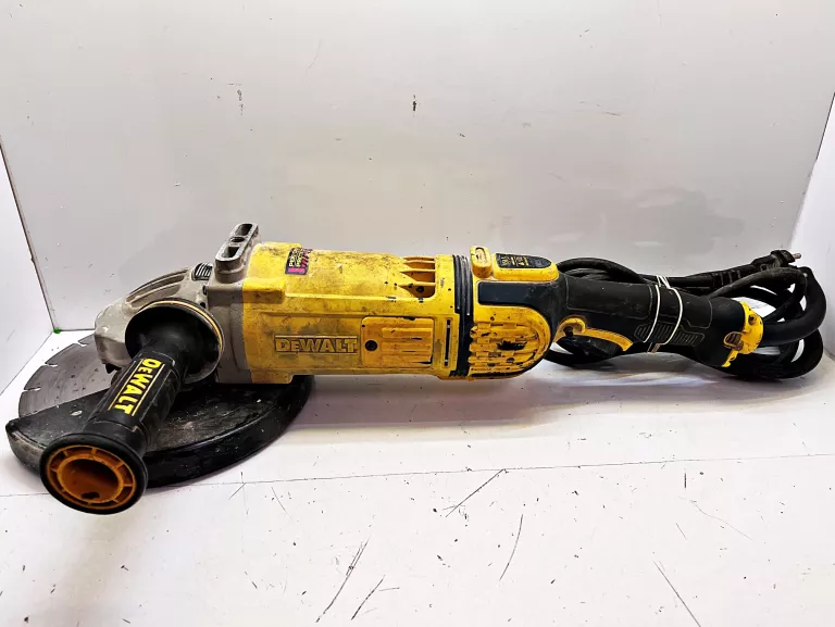 DUŻA SZLIFIERKA KĄTOWA DEWALT DWE4579R