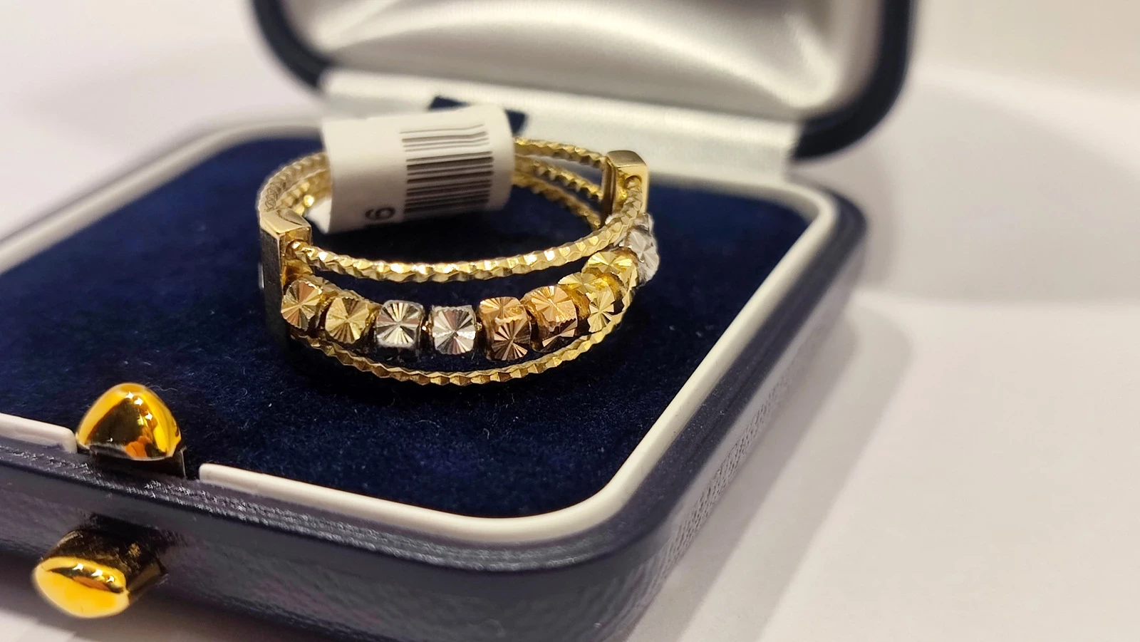 zloty-pierscionek-z-kulkami-585-315g-r20-obroncow-pokoju-3-gubin