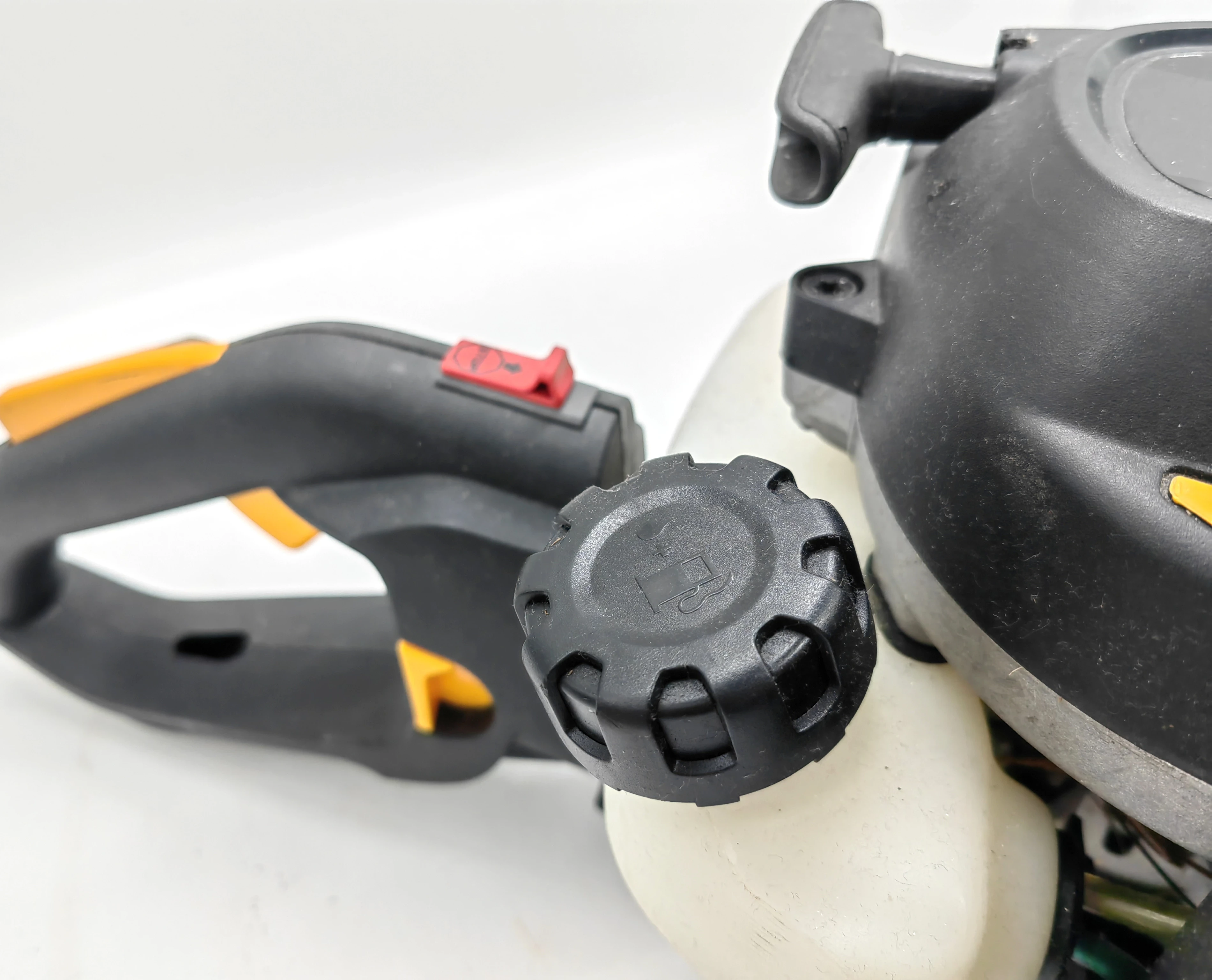 nozyce-spalinowe-mcculloch-ergolite-6028-zasilanie-spalinowe