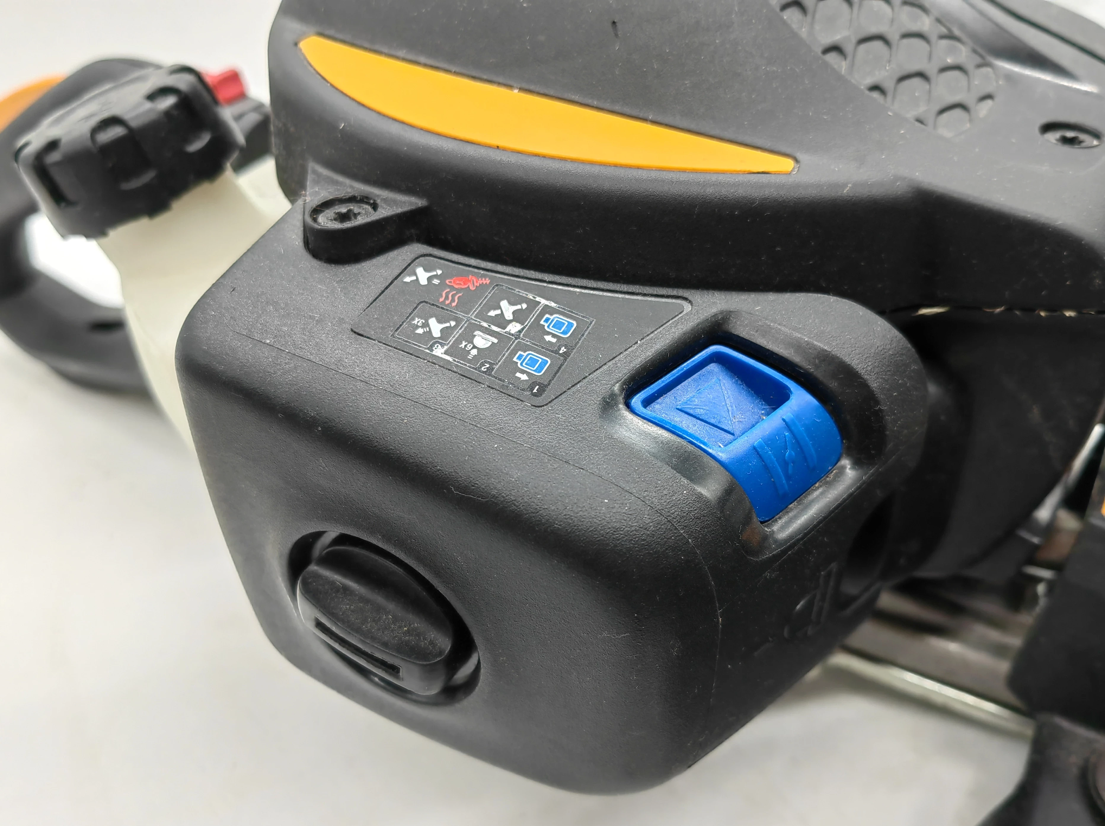 nozyce-spalinowe-mcculloch-ergolite-6028-kod-producenta-mcculloch-ergolite-6028