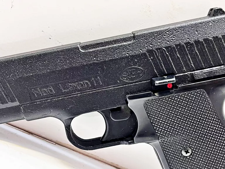 PISTOLET HUKOWY LEXON 11 + AMUNICJA