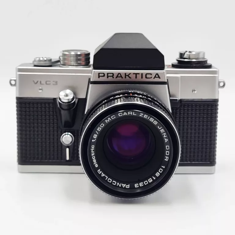 APARAT PRAKTICA VLC3 Z OBIEKTYWEM CARL ZEISS PANCOLAR 50MM F/1.8 MC
